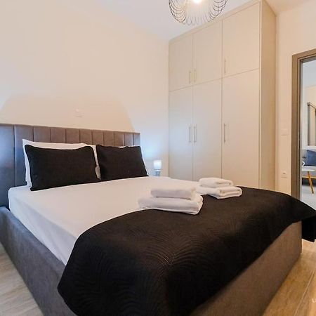 Theofilos Urban Apartment, Close To City Center Thessaloniki Exterior photo